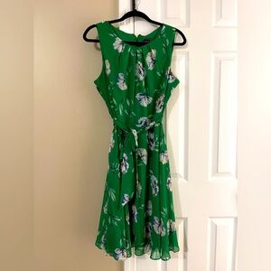 JH JCPenney NWOT size 16P. Green floral dress.